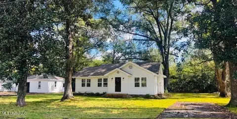 188 Manilla St, Lucedale, MS 39452