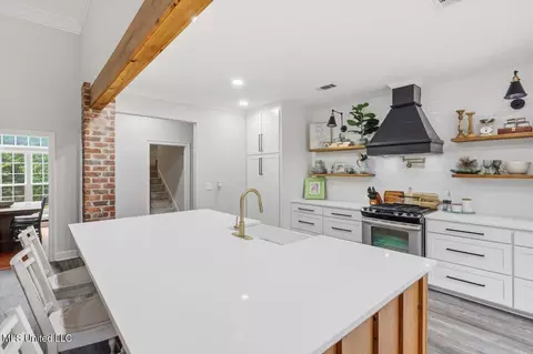 Kitchen - 59 Napoleon Cir, Brandon, MS 39047 photo 1 of 4