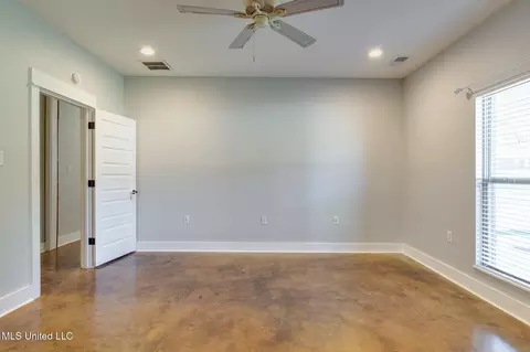 Bedroom - 950 S Malone Rd, Hernando, MS 38632 photo 3 of 5