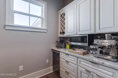 Kitchen - 111 Driftwood Dr, Long Beach, MS 39560 photo 5 of 5