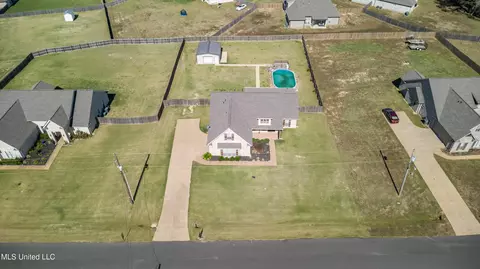 309 Garrison Dr, Senatobia, MS 38668 photo 11