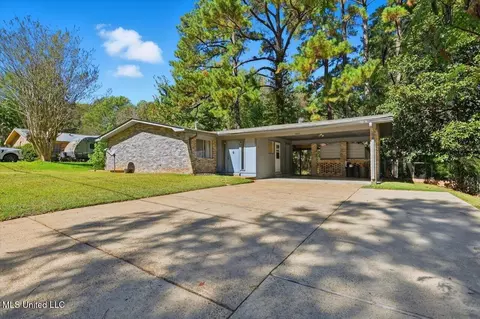 Exterior - 2372 Upper Dr, Pearl, MS 39208 photo 1 of 5