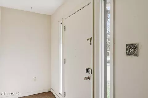 Entry Way - 2372 Upper Dr, Pearl, MS 39208 photo 1 of 1