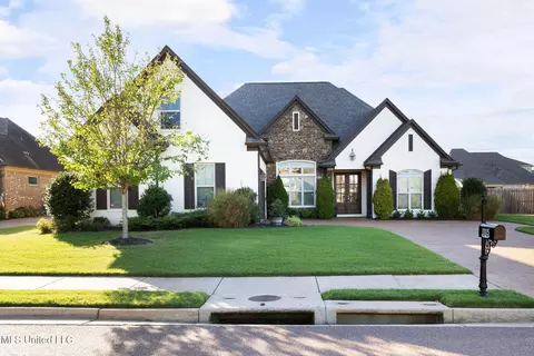 1115 S Broadwing Cir, Olive Branch, MS 38654