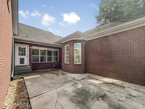 Exterior - 1122 Lakeview Dr, Summit, MS 39666 photo 20 of 21
