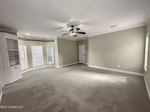 Living - 1122 Lakeview Dr, Summit, MS 39666 photo 7 of 7
