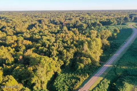 E Williams Road, Hernando, MS 38632