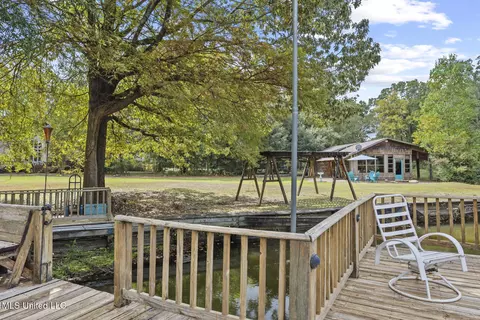 Exterior - 111 Arrowhead Trl, Brandon, MS 39047 photo 11 of 21