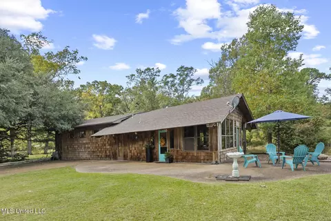 Exterior - 111 Arrowhead Trl, Brandon, MS 39047 photo 5 of 21