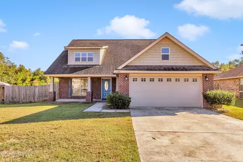 13747 Windwood Dr, Gulfport, MS 39503