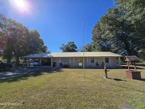 13065 Lambrecht Rd, Gulfport, MS 39503