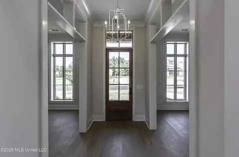 Entry Way - 620 Big Valley Loop, Flowood, MS 39232 photo 1 of 4