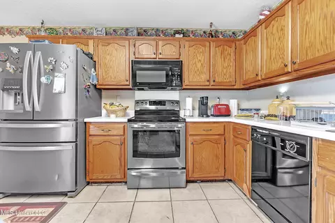 Kitchen - 7464 Ally Cv, Walls, MS 38680 photo 1 of 2