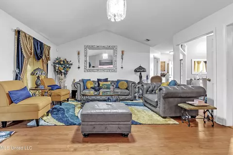 Living - 7464 Ally Cv, Walls, MS 38680 photo 1 of 2