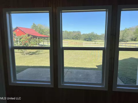 Exterior - 4348 Ms-305, Hernando, MS 38632 photo 4 of 9