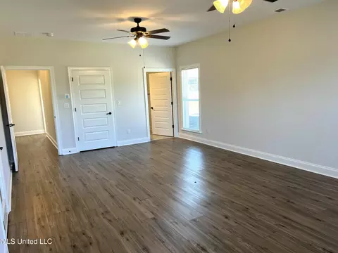 Living - 4348 Ms-305, Hernando, MS 38632 photo 6 of 6