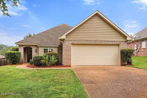 106 Baileys Ridge Cir, Clinton, MS 39056