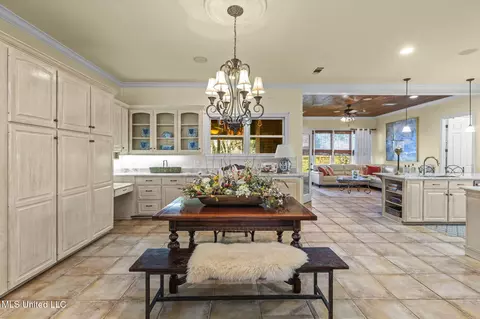 Kitchen - 176 Northshore Blvd, Madison, MS 39110 photo 1 of 6