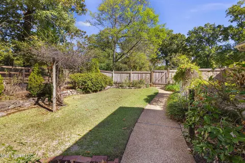 Exterior - 176 Northshore Blvd, Madison, MS 39110 photo 18 of 33