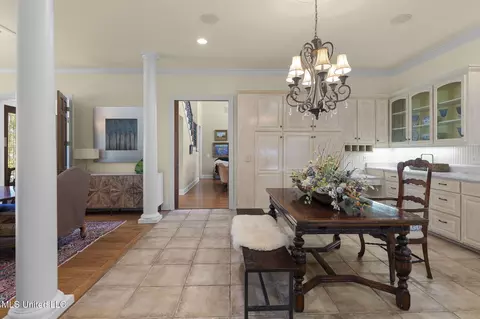 Dining - 176 Northshore Blvd, Madison, MS 39110 photo 2 of 2