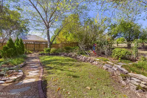Exterior - 176 Northshore Blvd, Madison, MS 39110 photo 24 of 33