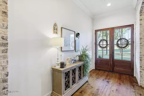 Entry Way - 202 Lost Oak Ln, Brandon, MS 39047 photo 1 of 3