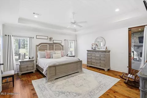 Bedroom - 202 Lost Oak Ln, Brandon, MS 39047 photo 1 of 4