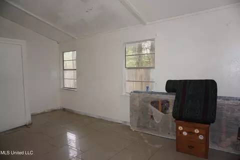 Bedroom - 1392 Old Lake Rd, Brandon, MS 39042 photo 3 of 3