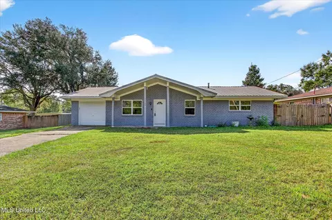 13700 Three Rivers Rd, Gulfport, MS 39503