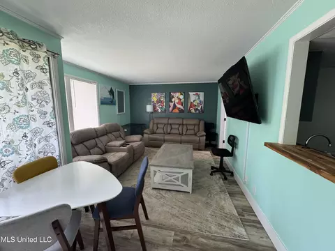 106 Lanai Vlg, Diamondhead, MS 39525 photo 5