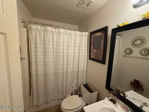 6032 Robby Cv, Olive Branch, MS 38654 photo 3