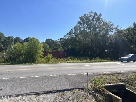 7324 Highway 613, Moss Point, MS 39562 photo 2