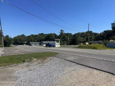 7324 Highway 613, Moss Point, MS 39562 photo 4