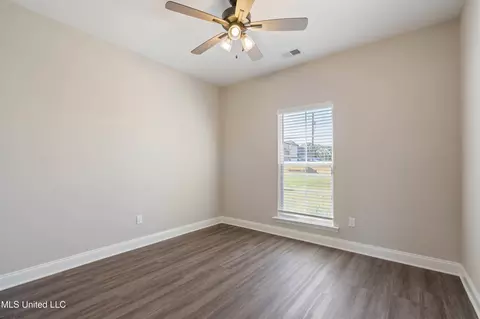 116 Honor Cv, Senatobia, MS 38668 photo 5