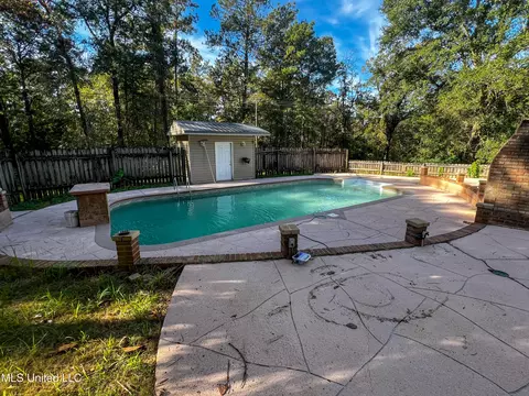 Exterior - 2147 Central Firetower Rd, Lucedale, MS 39452 photo 3 of 26