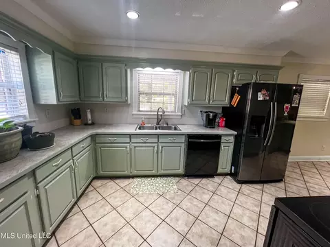 Kitchen - 2147 Central Firetower Rd, Lucedale, MS 39452 photo 1 of 7