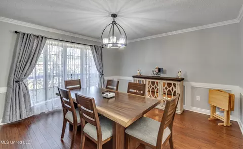 Dining - 231 Greenfield Pl, Brandon, MS 39047 photo 2 of 4