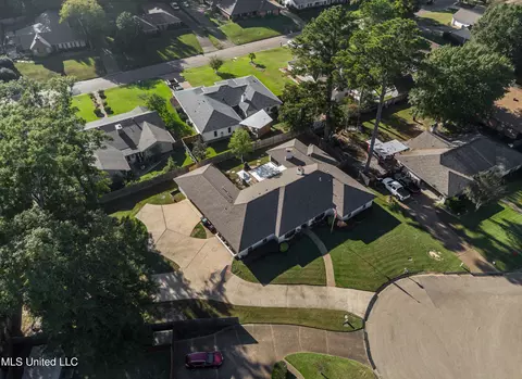 View/Area - 231 Greenfield Pl, Brandon, MS 39047 photo 10 of 15