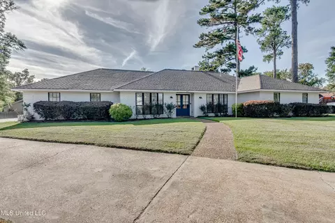 Exterior - 231 Greenfield Pl, Brandon, MS 39047 photo 7 of 20