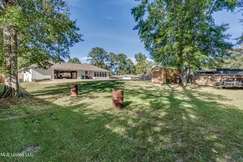 Exterior - 231 Greenfield Pl, Brandon, MS 39047 photo 11 of 20