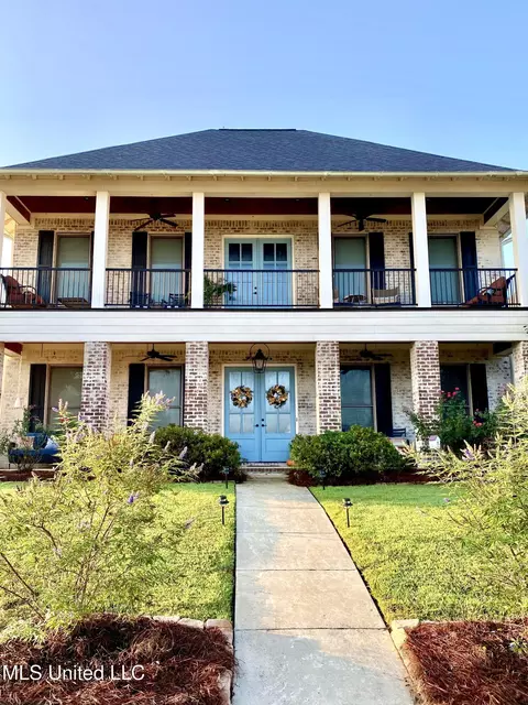 Exterior - 230 Arbor Trl, Brandon, MS 39047 photo 15 of 16