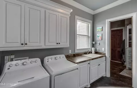 Other - 230 Arbor Trl, Brandon, MS 39047 photo 5 of 10