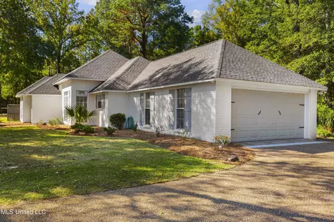 Exterior - 302 Ansley Pl, Madison, MS 39110 photo 4 of 23