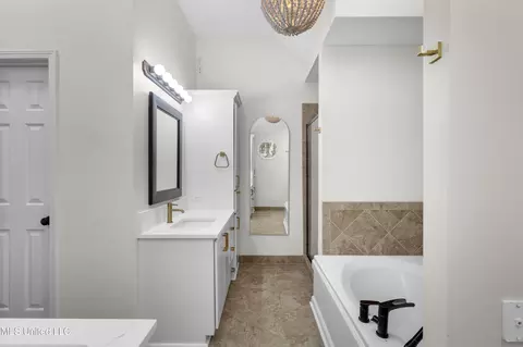 Bath - 302 Ansley Pl, Madison, MS 39110 photo 7 of 10