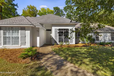 Exterior - 302 Ansley Pl, Madison, MS 39110 photo 5 of 23
