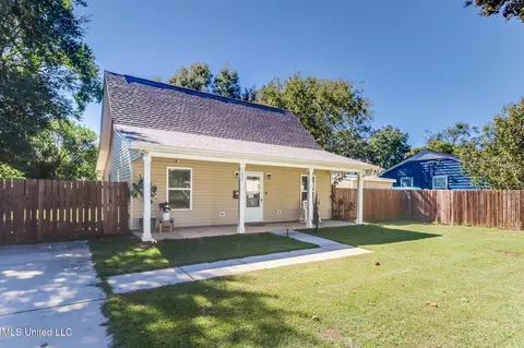 1625 Vine St, Biloxi, MS 39531
