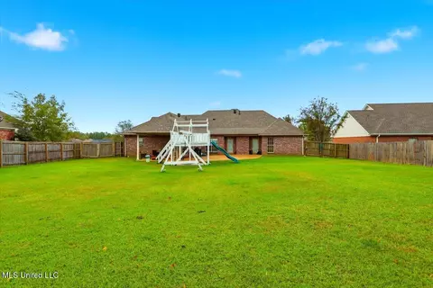 Exterior - 2008 Brookstone Pl, Brandon, MS 39042 photo 6 of 8