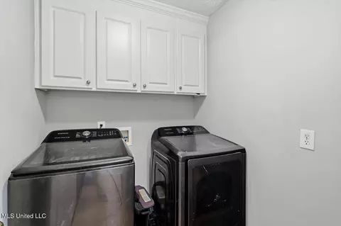 Other - 2046 S Cobblestone Cv, Brandon, MS 39042 photo 5 of 6