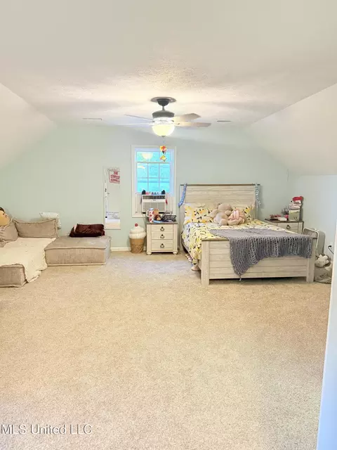 Bedroom - 466 Fort Hill Rd, Grenada, MS 38901 photo 4 of 4