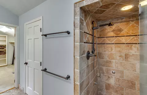 Bath - 188 Webb Ln, Flowood, MS 39232 photo 5 of 10